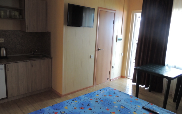 Semeyny Guest House