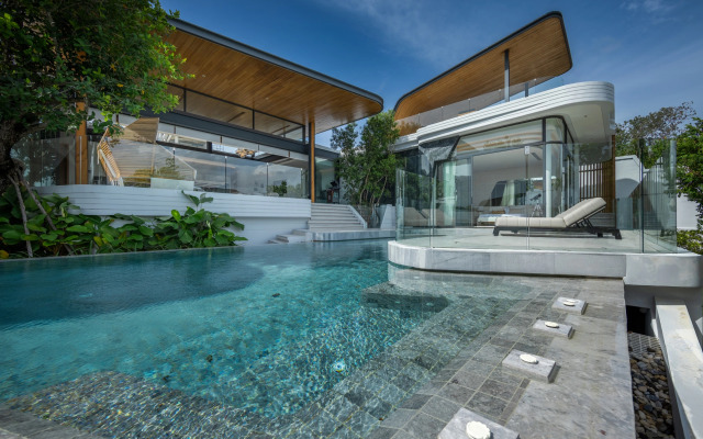 Zavaya 360 View Luxury Retreat with Pool Villa