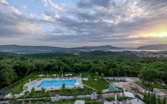 Montenegro Lodge Apartments