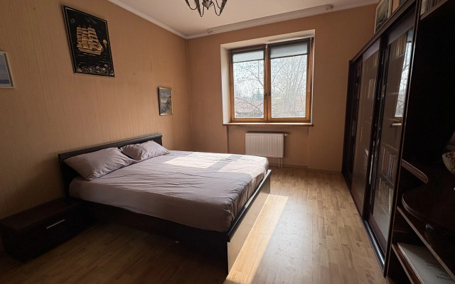 3-Kh Kvartira V Tsentre Goroda Flat