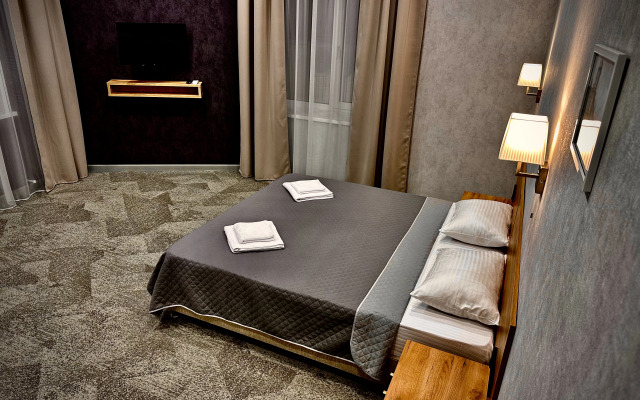 Cremant Hotel