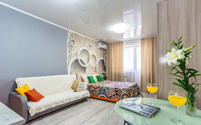 Квартира на Творческой 7