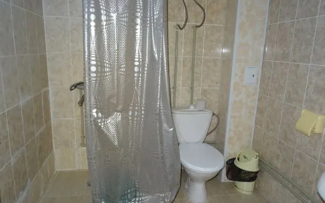 Dautiya Guest House