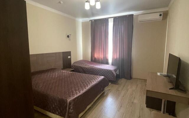 Motel Maydan Hotel