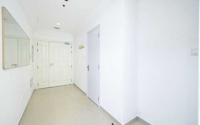 Luxury 1 Bedroom on Marina Walk Apartments