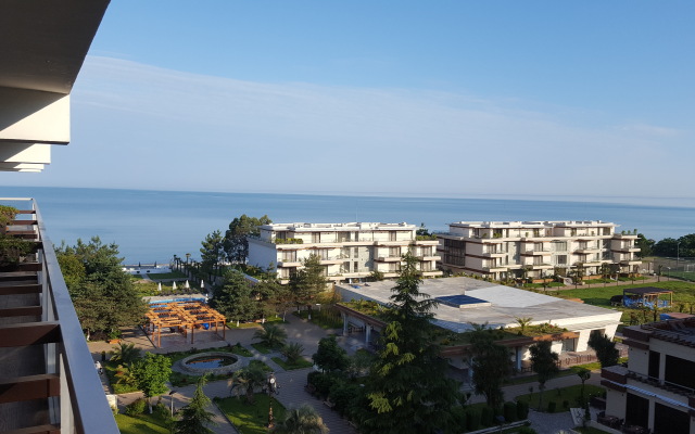 Dream Land Apartments