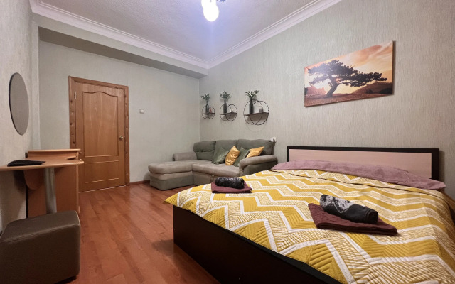S Tremya Razdelnymi Komnatami Na Lenina Flat