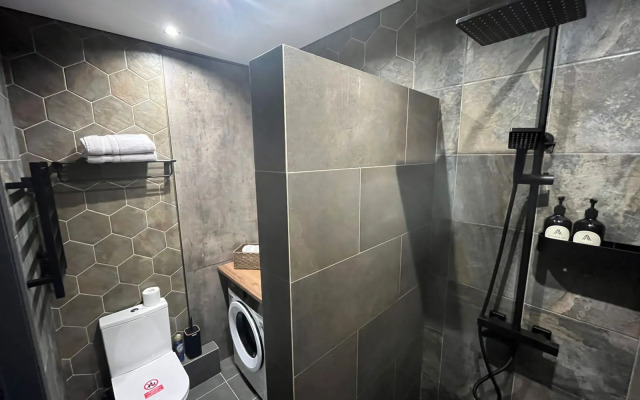 S PS4 v tsentre, ZHK Derzhavinskiy Apartments