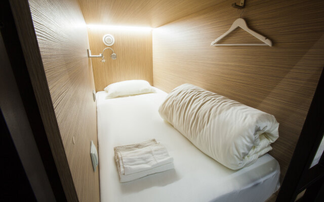 Buran Capsule Hotel