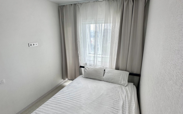 Na Bryanskoy 18 Flat