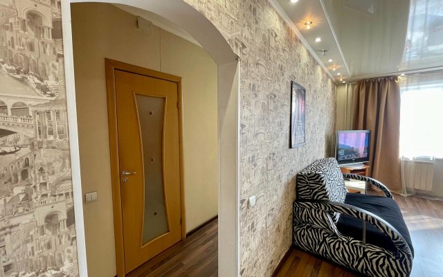 Квартира 2к апартаменты рядом с ЦУМ