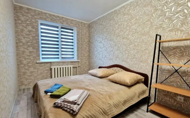 Na Prospekte Pobedy 25A Apartments