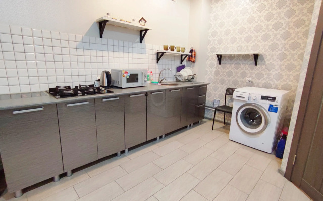 Tsentr Goroda Sovetskaya 190v korp1 Apartments