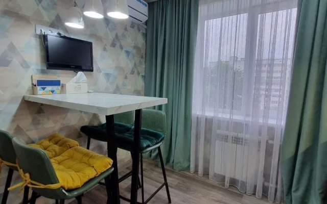 Na Sluzhebnoy  Flat