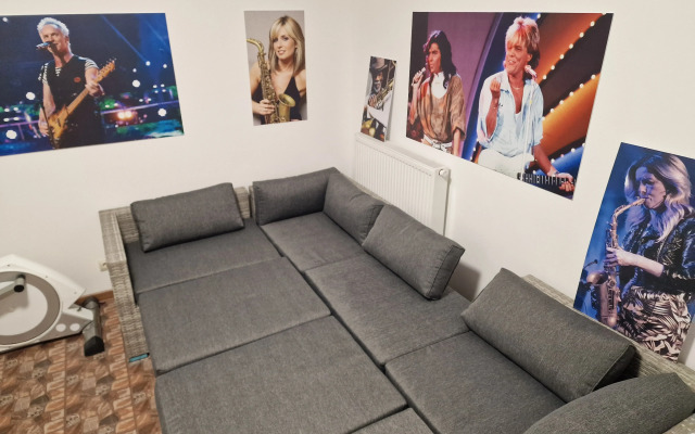V stile Kontsertkholl Flat