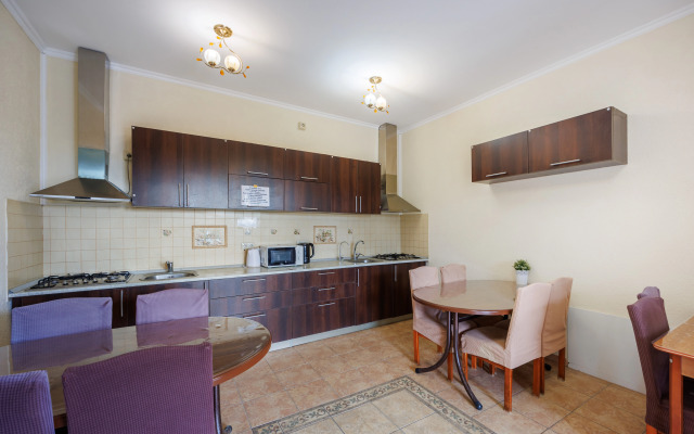 Ninel Guest House