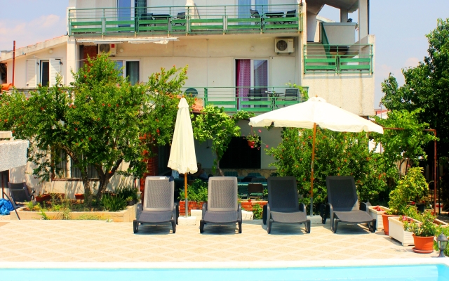 Sobe Tomić Apartments