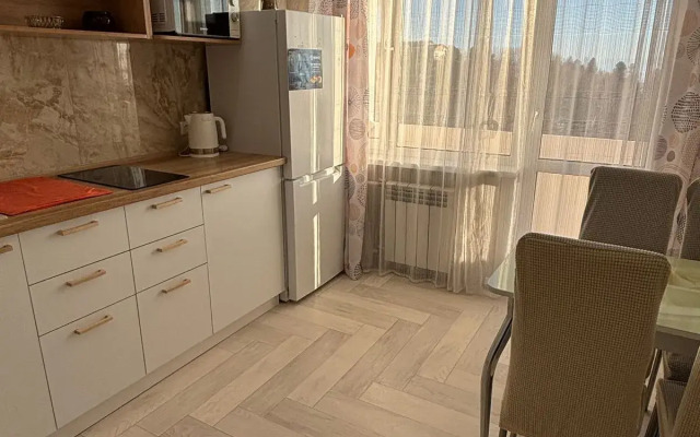 V Listvyanke Flat