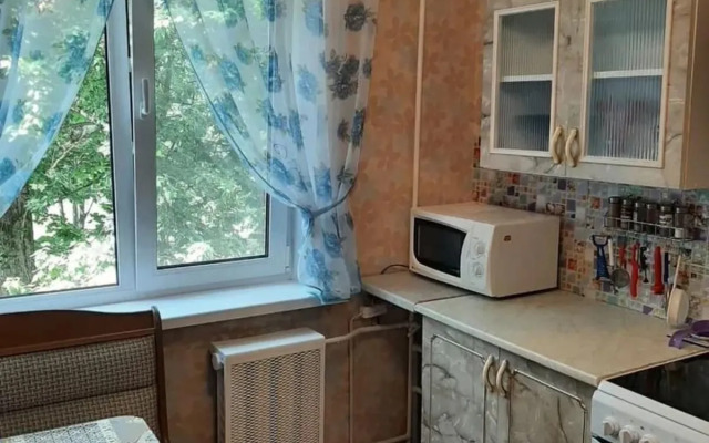 Квартира 1-й Микрорайон 8