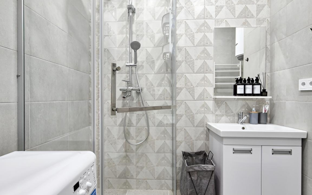 Studiya 55 V Letnem Apartments