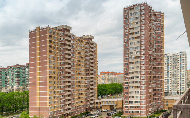 Apartamenty Uluchshennye Tut Zhivut Park i Stadion