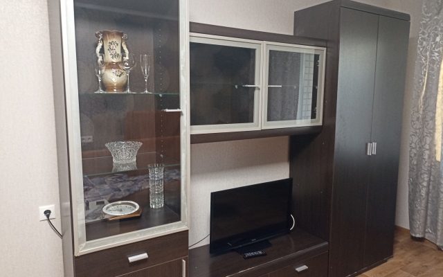 Na Ulitse Bezymenskogo, 3a Flat