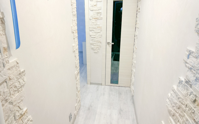 Na Stekolnoy 29 S Odnoy Spalney Flat
