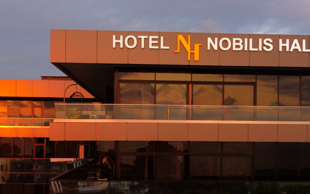 Отель Nobilis Hall