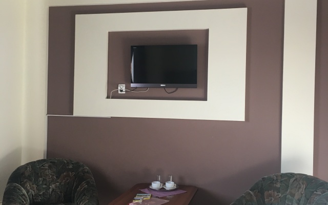 Отель Милана