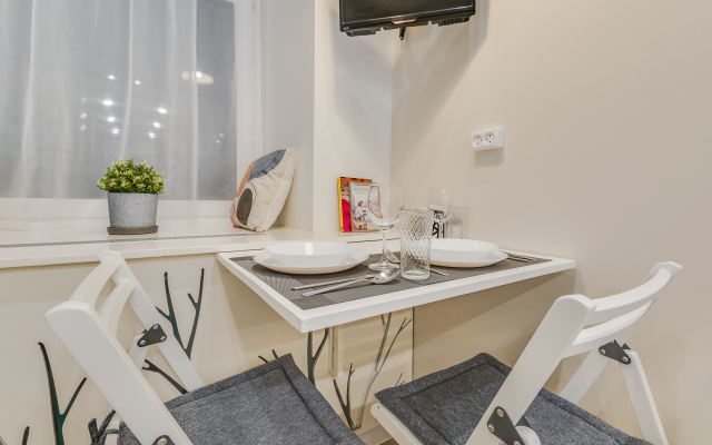 Апартаменты Лебедев Лофт на Невском 158 (1)