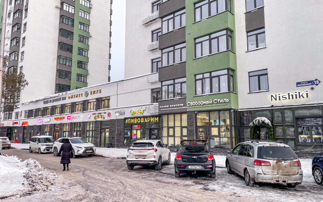 Kvartira na Molodeznom prospekte 33k1