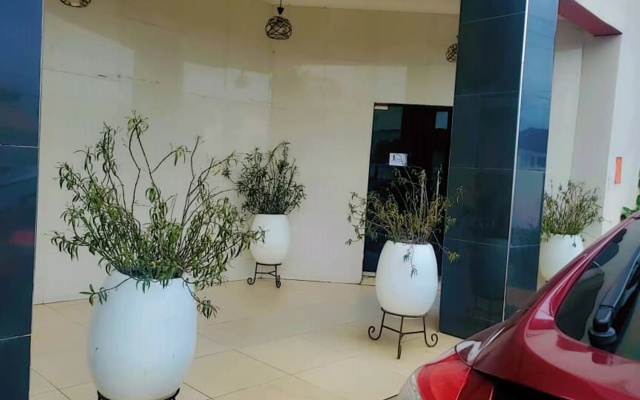Отель Timeoak Luxury Spa