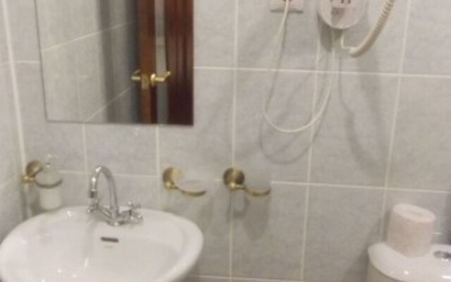 Отель Белый камень