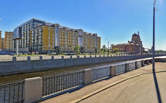 Samotsvet Na Naberezhnoy Obvodnogo Kanala 108 Apartments