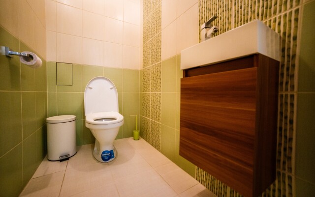 Апартаменты На Теренинском 9