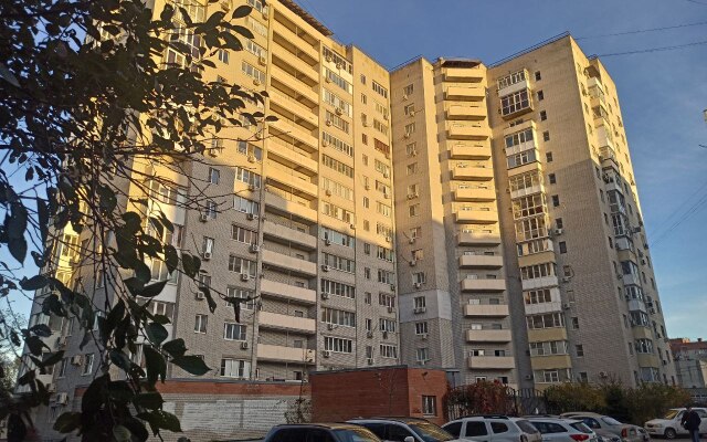 Vgosti 61 Chernoye Na Belom Flat