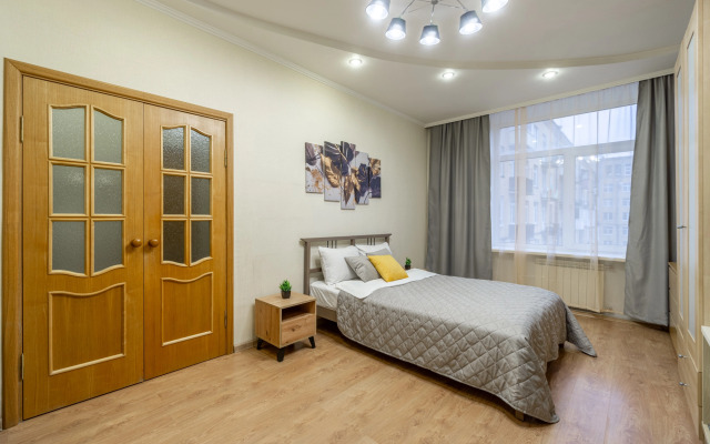 Na Lomonosovskoy Flat