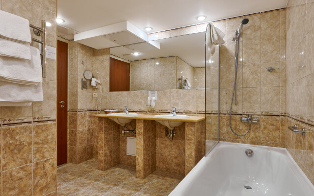 Marins Park Hotel Moskva Prazhskaya Hotel