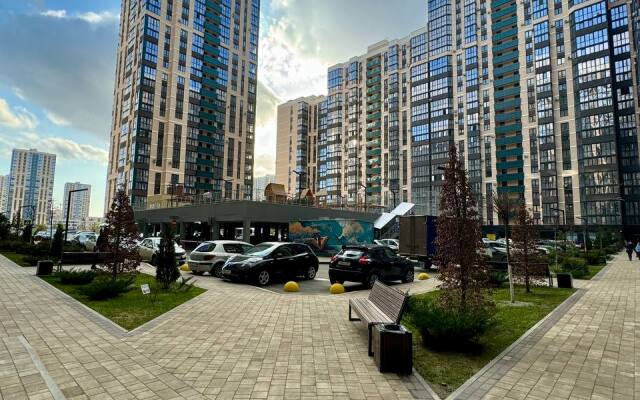 Semeynie s krasivim vidom nedaleko ot parka Galitskogo Apartments