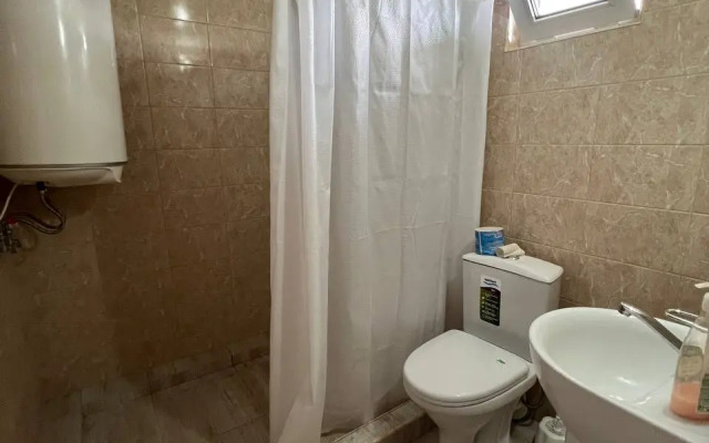 Uyut Guest house