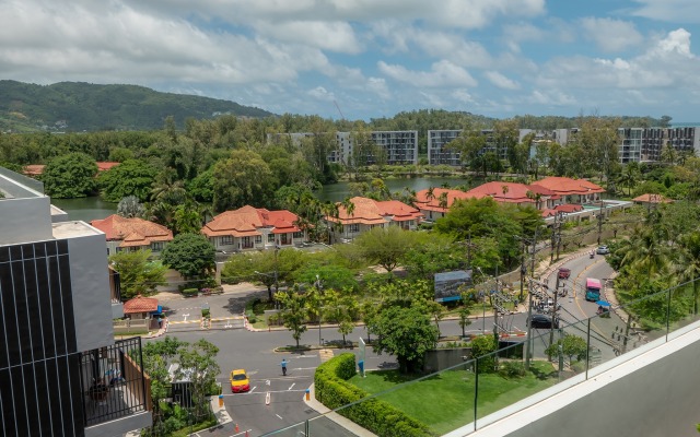 Semeynye 2bd v Laguna Skypark Apartments