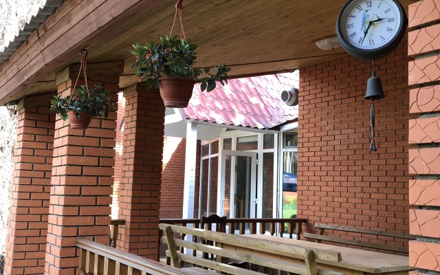 Pomestye Guest House