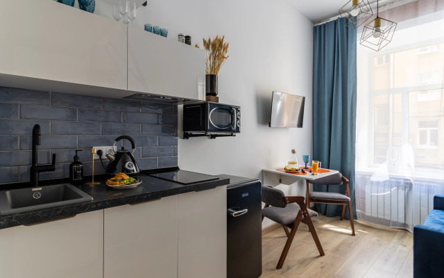 Квартира Студия с европейским характером и ярким интерьером