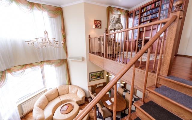 Na 5-m Voykovskom Apartments