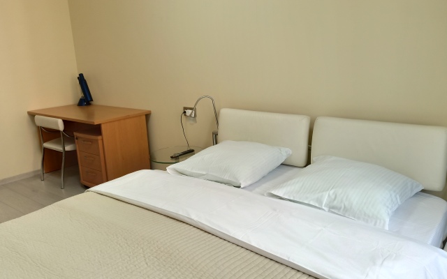 Апартаменты 332