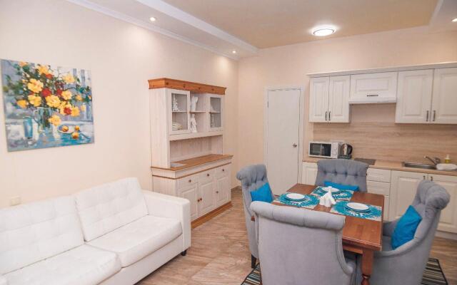 Plutus Hotel