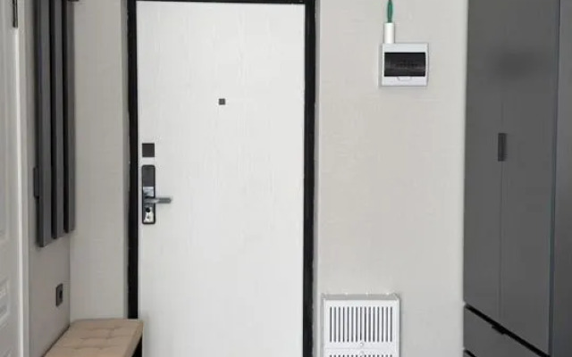 Апартаменты студия на Ивана Беличенко 92к3