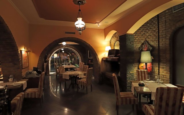 Mondial Hotel