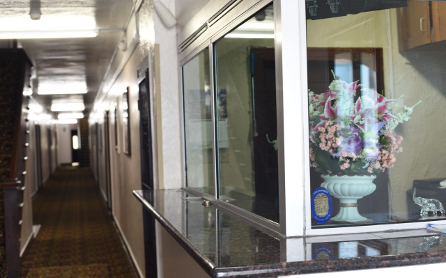 Отель Greenleaf