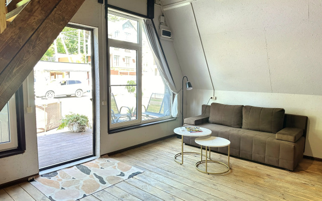 Частный дом уютный А-фрейм у моря